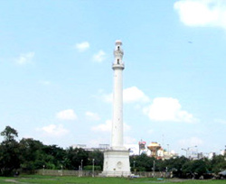 Shahid Minar in Kolkata